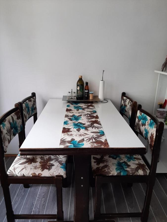 Flamingo 365 - Near City Center With Free Parking Sarajevo Bagian luar foto