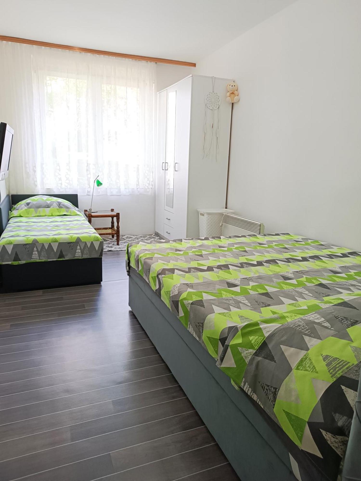 Flamingo 365 - Near City Center With Free Parking Sarajevo Bagian luar foto