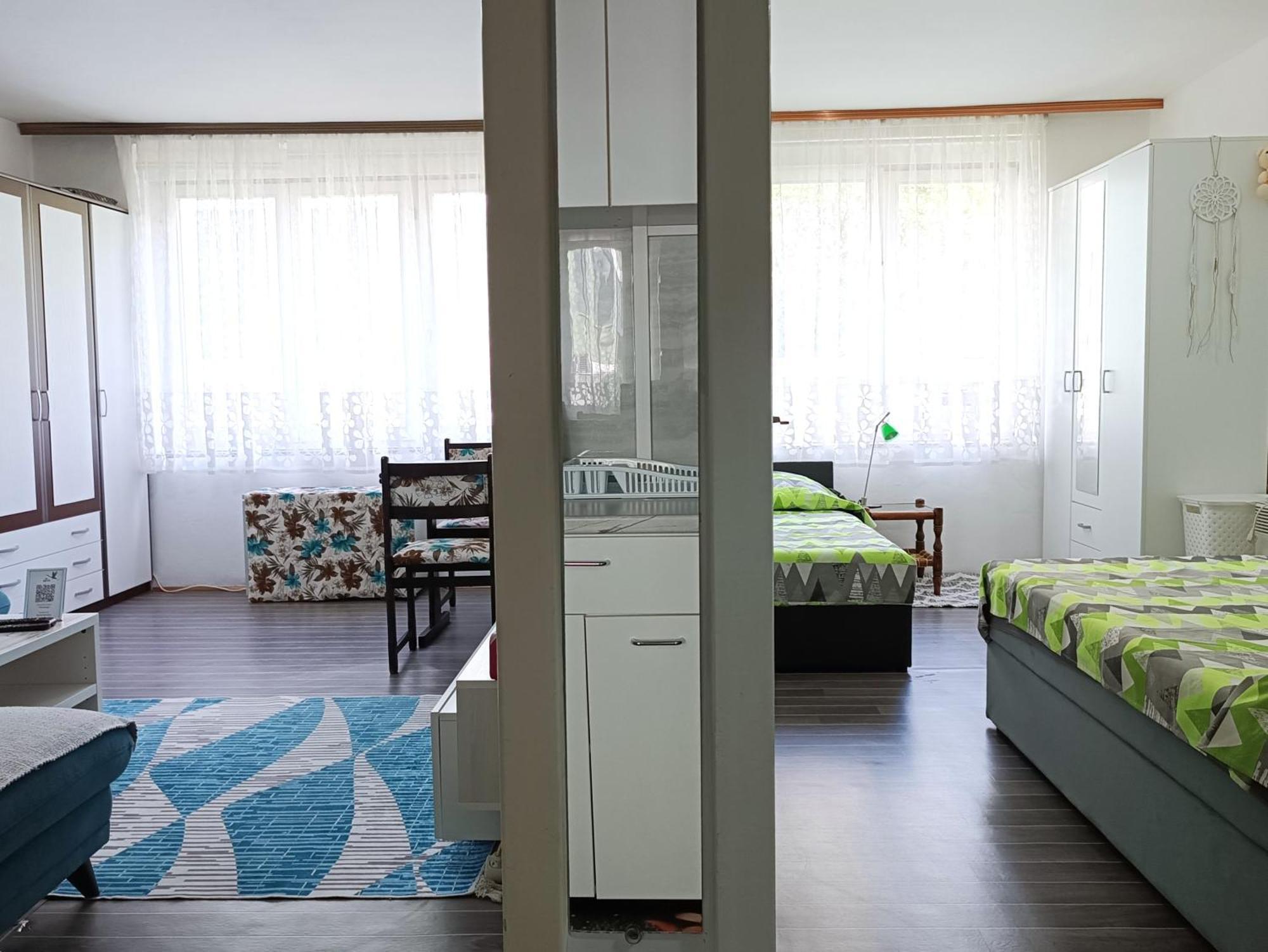 Flamingo 365 - Near City Center With Free Parking Sarajevo Bagian luar foto